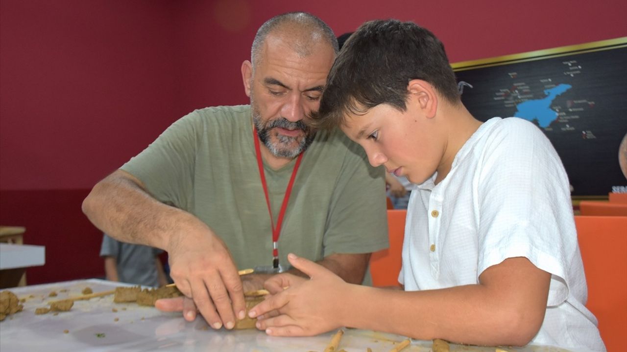 Van Kültür Yolu Festivali, Çocukları Sanatla Buluşturuyor!