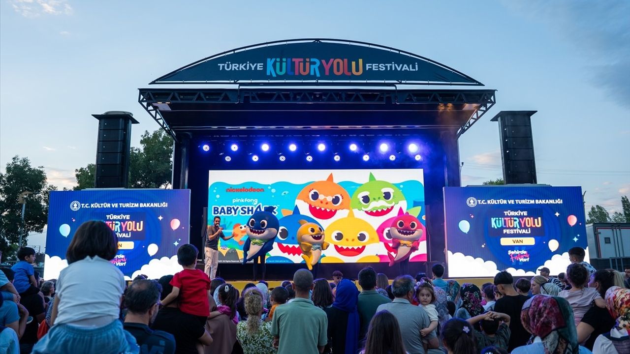 Van Kültür Yolu Festivali Etkinliklerle Zenginleşiyor