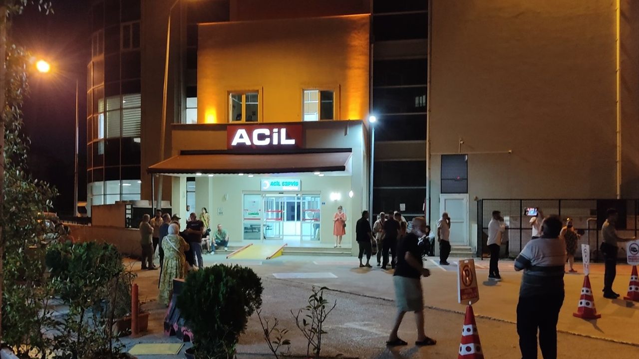 Yalova'da Düğünde Tavuklu Pilav Krizi: 100 Kişi Hastanelik Oldu