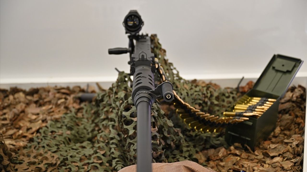 Yerli Ağır Makineli Tüfek IDEF 2025'te Tanıtıldı