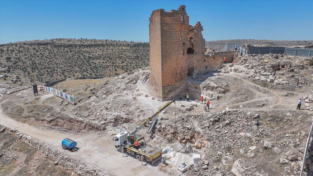 Zerzevan Kalesi'nde Kapsamlı Restorasyon Başladı