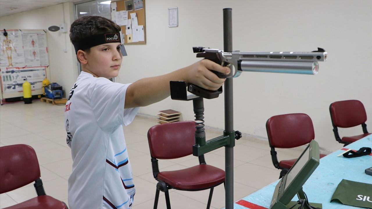 11 Yaşındaki Yusuf Özay İki Türkiye Birinciliğiyle Hedef Büyütüyor