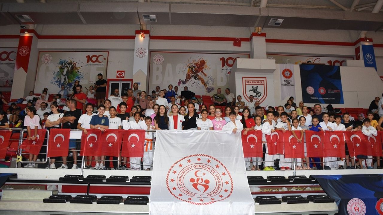 21. Uluslararası Karadeniz Judo Şampiyonası Samsun'da Başladı