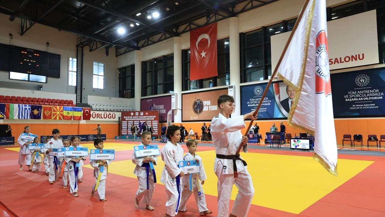 21 Yaş Altı Balkan Judo Şampiyonası Edirne'de Başladı