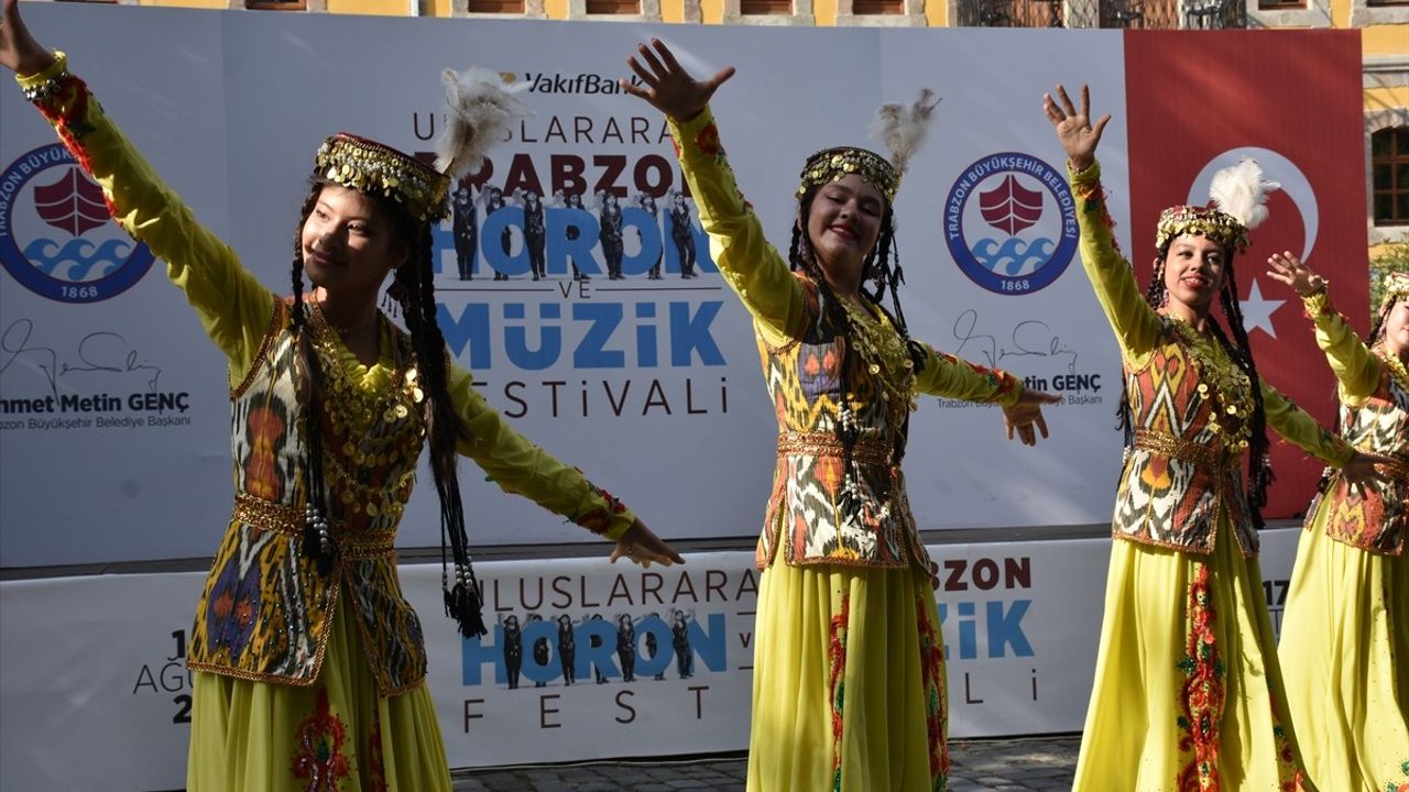 3. Uluslararası Trabzon Horon ve Müzik Festivali: 36 Ülkeden 795 Kişi 'Horon ile El Ele'