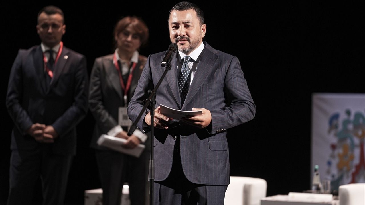 4. Kazan Küresel Gençlik Zirvesi Tataristan'da Başladı