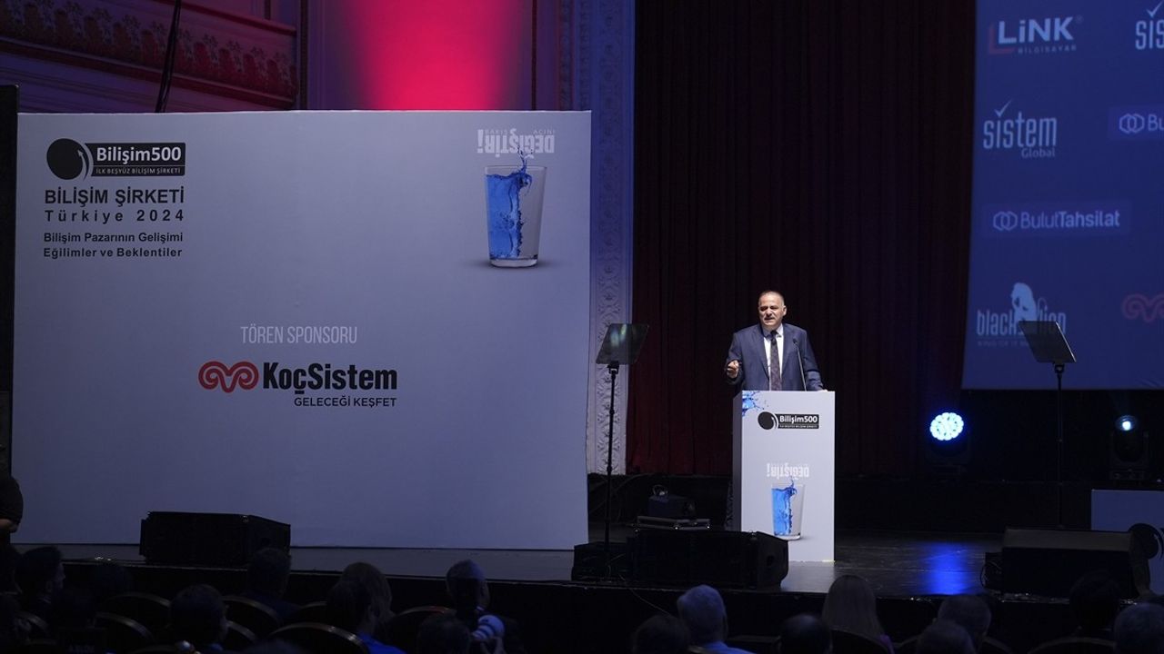 5G İhaleleri ve Dijital Dönüşüm: Sayan'dan Önemli Açıklamalar