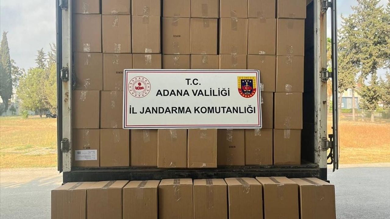 Adana'da 4,6 Milyon Kaçak Makaron Ele Geçirildi