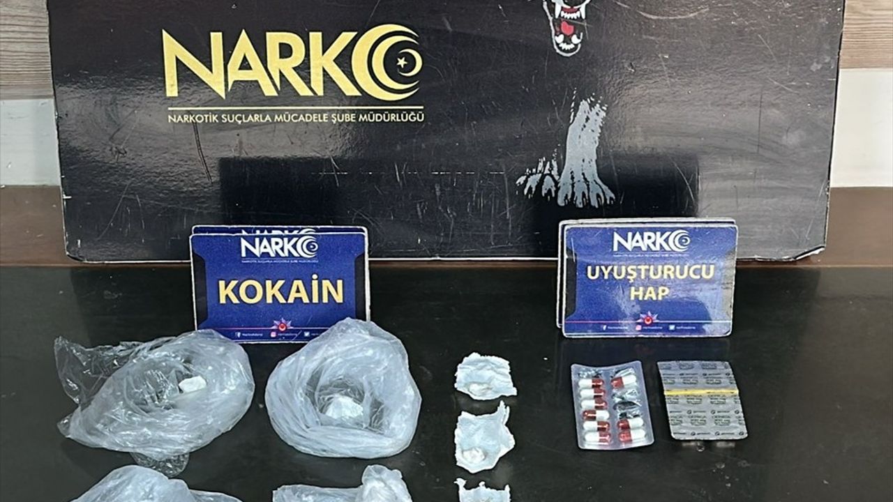 Adana'da 53,7 Gram Kokain Ele Geçen Zanlı Tutuklandı