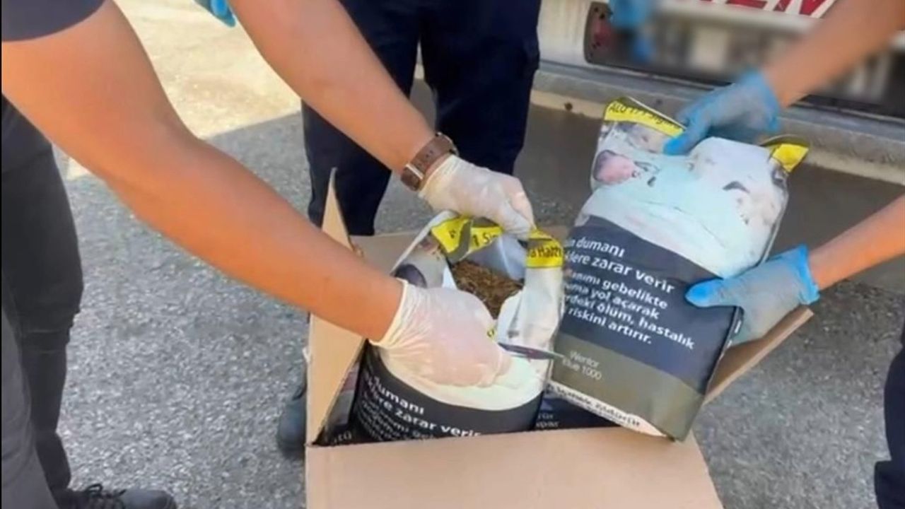Adana'da 7,5 Ton Kaçak Tütün Ele Geçirildi