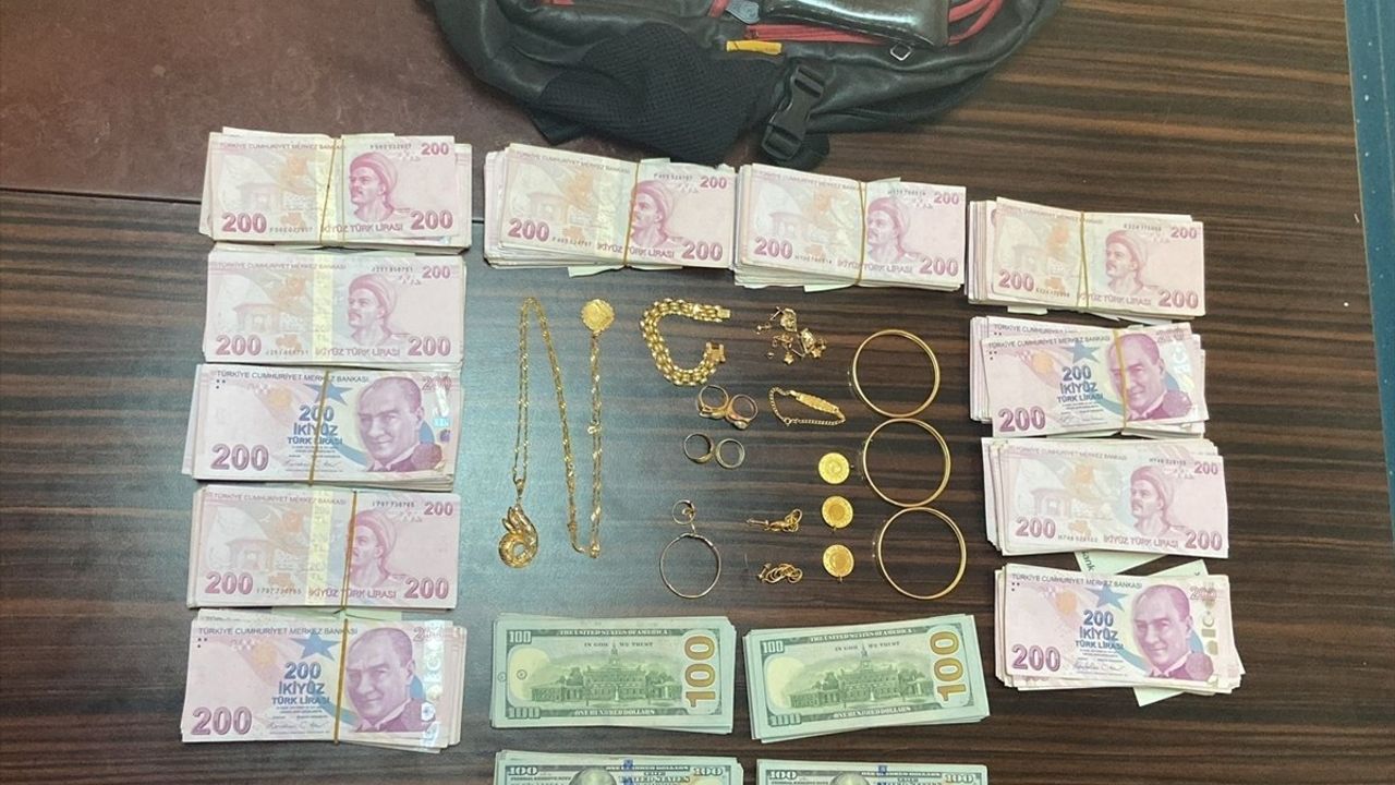 Adana'da Dolandırılan Çift Para ve Altınlarına Kavuştu: Şüpheli Tutuklandı