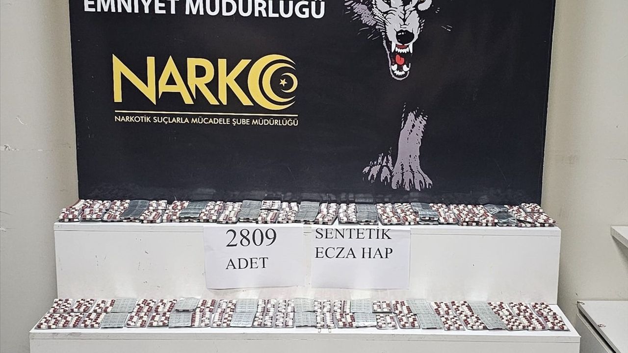Adana'da Evde 2 Bin 809 Uyuşturucu Etkili Hap Ele Geçirildi: 1 Şüpheli Tutuklandı