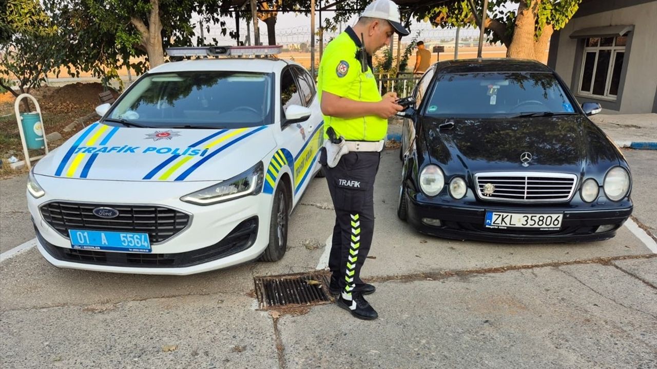 Adana'da gelin arabasına ceza: Sürücüye 10 bin 260 lira para cezası