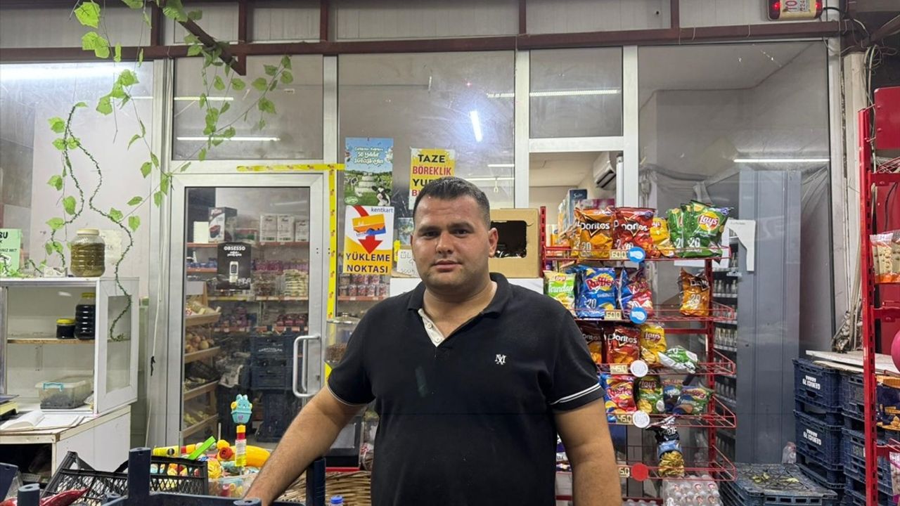 Adana'da Market Çalışanına Darbede Güvenlik Kamerası Görüntüleri Ortaya Çıktı