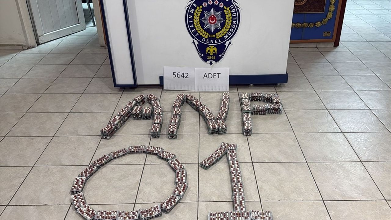 Adana'da Uyuşturucu Operasyonu: 5 Bin 642 Hapla Yakalandı