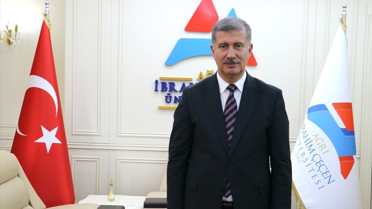 Ağrı'da Deneme Çörek Otu Hasadı: Dekara 100 Kg Verim