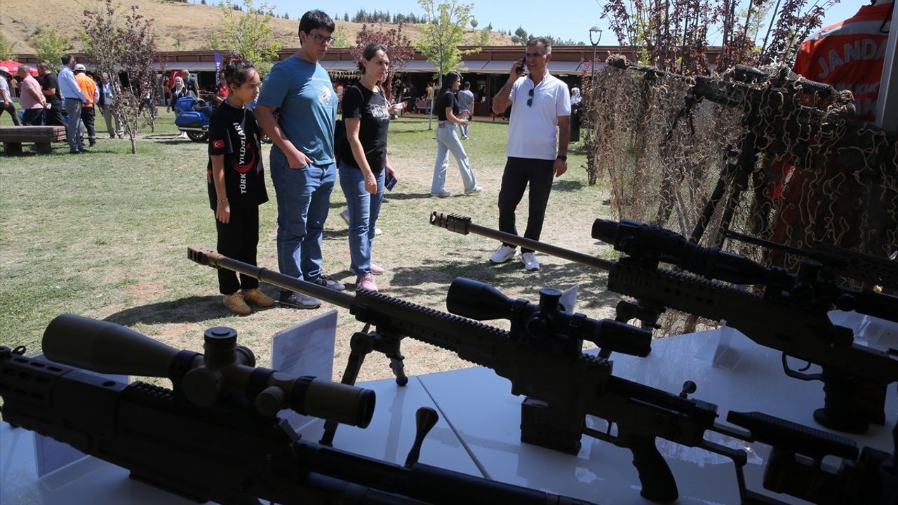 Ahlat'ta Malazgirt Zaferi'nin 954. Yıl Dönümü Etkinlikleri Coşkuyla Sürüyor