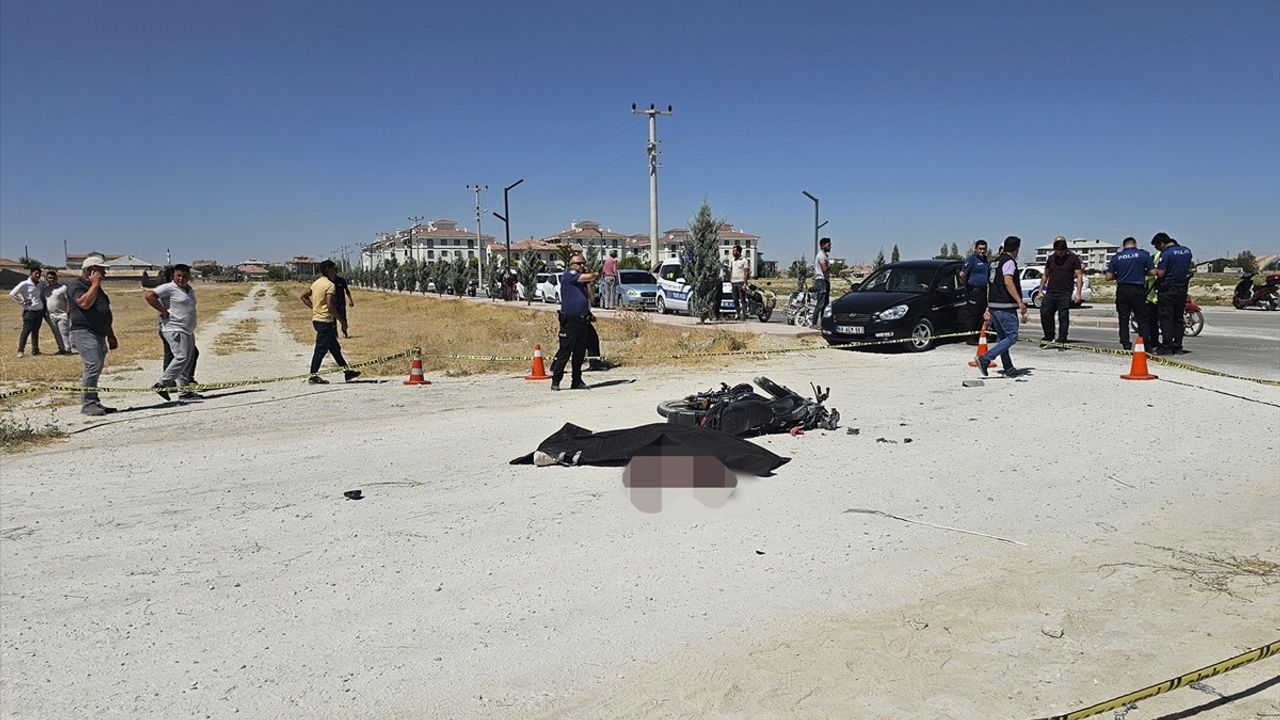 Aksaray'da Tırla Çarpışma: Motosiklet Sürücüsü Öldü