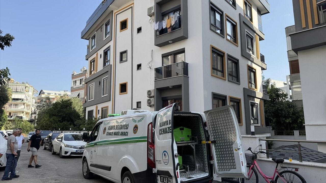 Alanya'da cinayet zanlısı M.U. Gümüşhane'de sahte kimlikle yakalandı