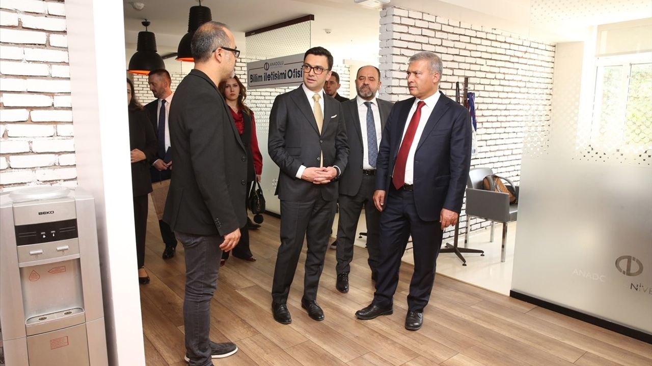 Anadolu Ajansı ve Anadolu Üniversitesi 'AnaHaber' İşbirliği Protokolü İmzaladı