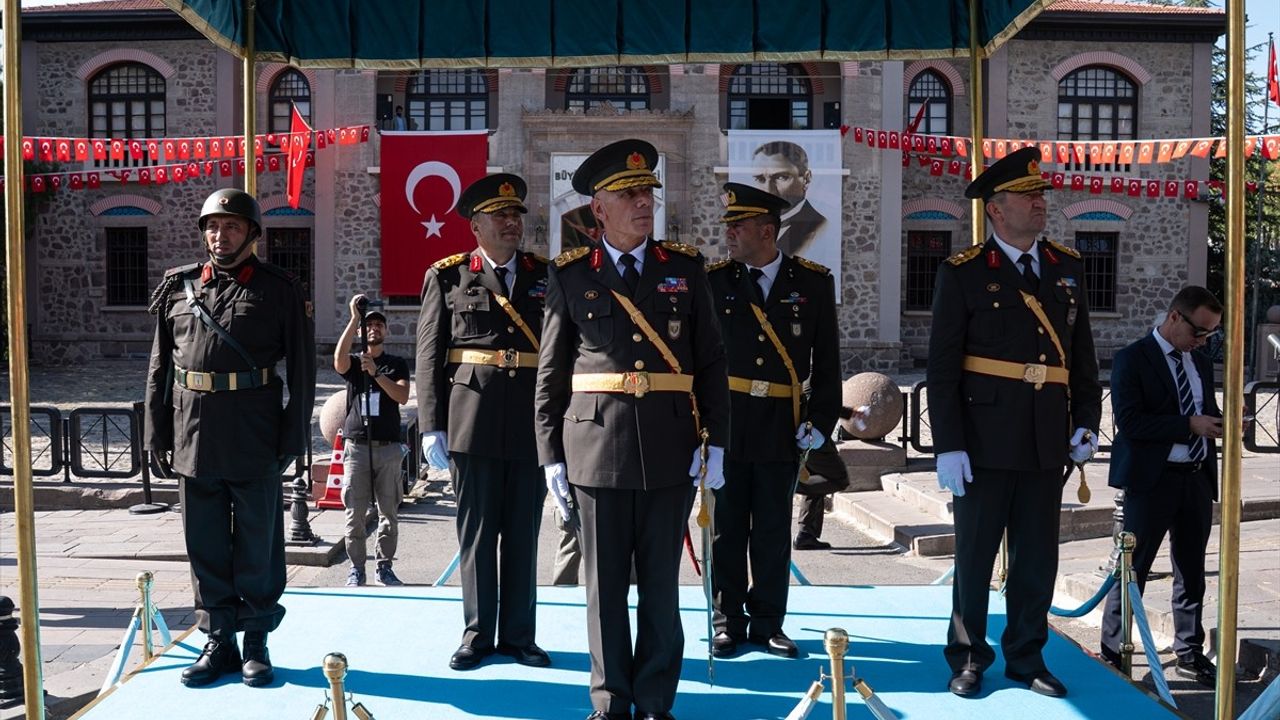 Ankara'da 30 Ağustos Resmi Geçit Töreni: TBMM'den Birinci Meclis'e