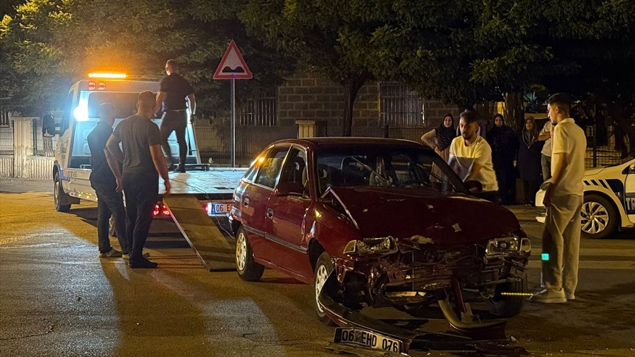 Ankara'da Motosiklet Kazası: 1 Ölü, 1 Yaralı