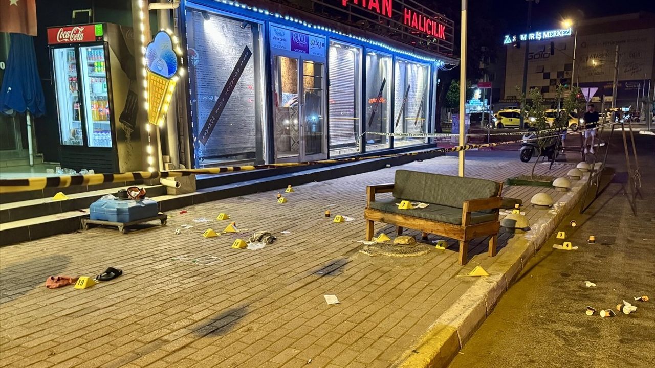 Antalya'da pastanede silahlı kavga: 2 ölü, şüpheli intihar etti