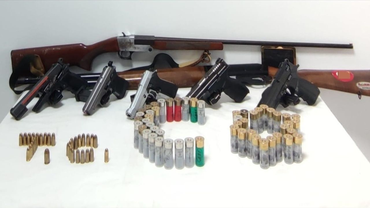 Antalya Serik'te Akaryakıt İstasyonuna Nitelikli Yağma: 6 Zanlı Tutuklandı