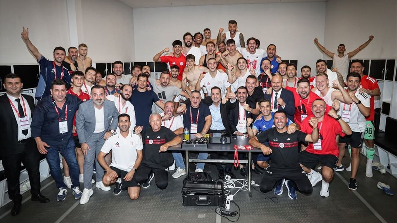 Antalyaspor 2'de 2 yaptı: Süper Lig'de 9 sezon sonra en iyi başlangıç