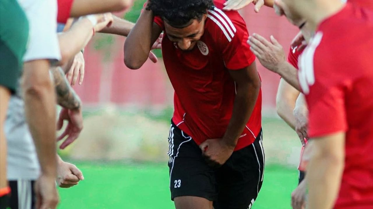 Antalyaspor, Gençlerbirliği Hazırlıklarına Giannetti ve Ceesay'la Devam