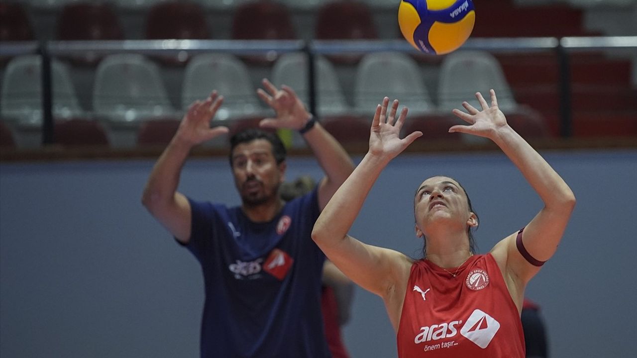 Aras Kargo sezonu erken açtı: Play-off ve Avrupa hedefi