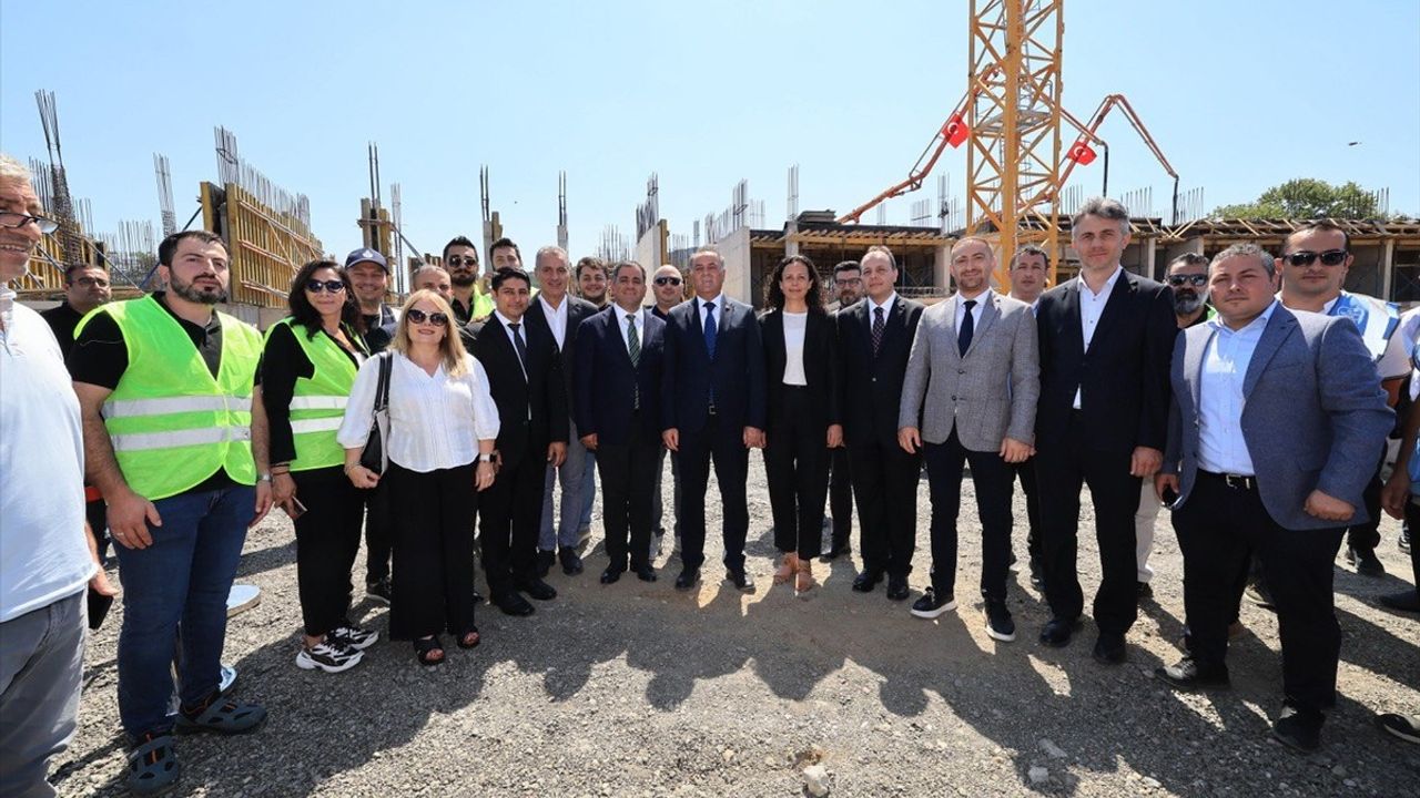 Ataşehir'deki Darülaceze Yaşlı Bakımevi Yenileniyor