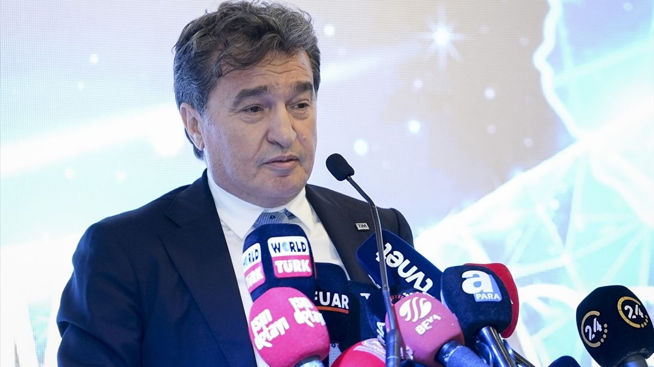 Bakan Bolat: Türk Müteahhitler Afrika'da 2 bin 39 Proje Tamamladı