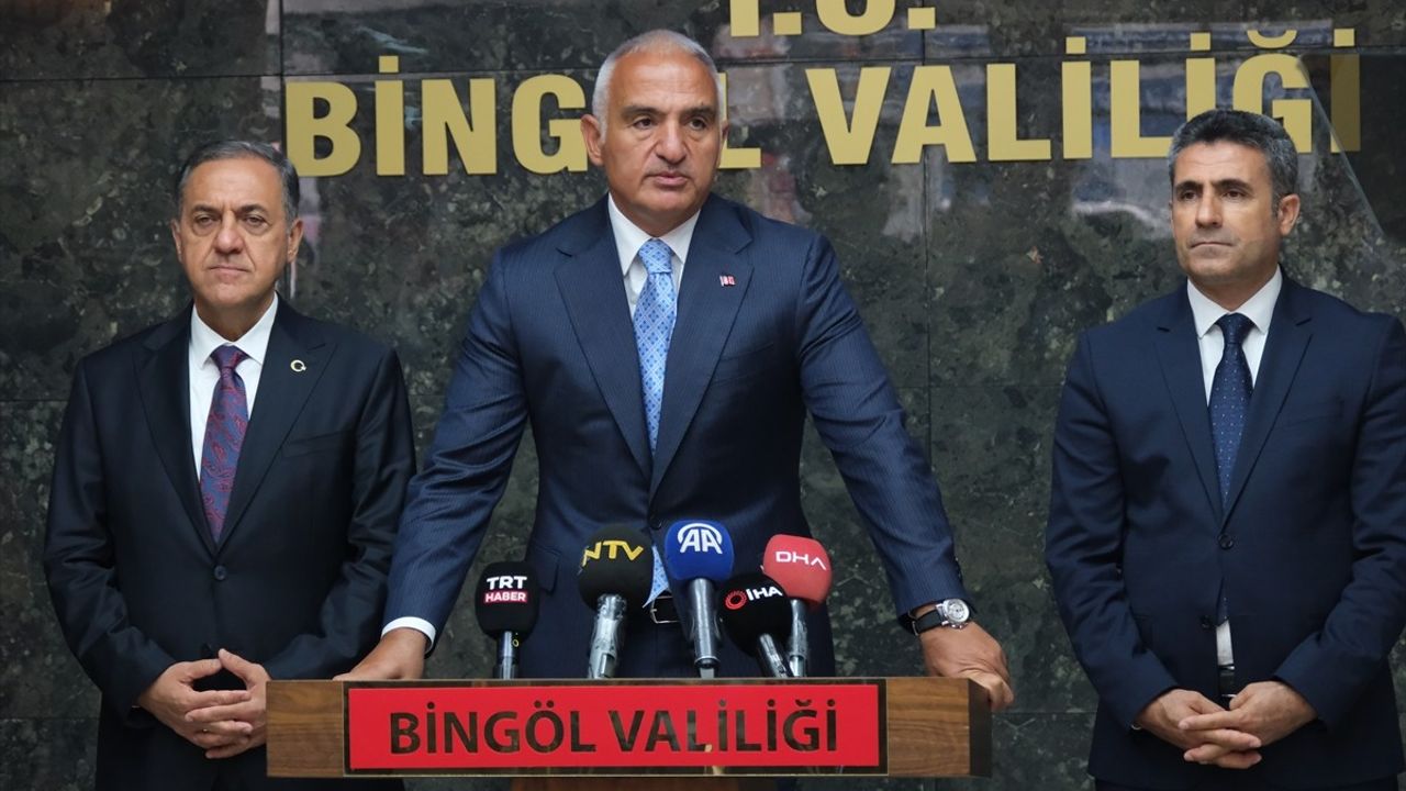 Bakan Ersoy Bingöl'de Kültür ve Turizm Vizyonunu Paylaştı