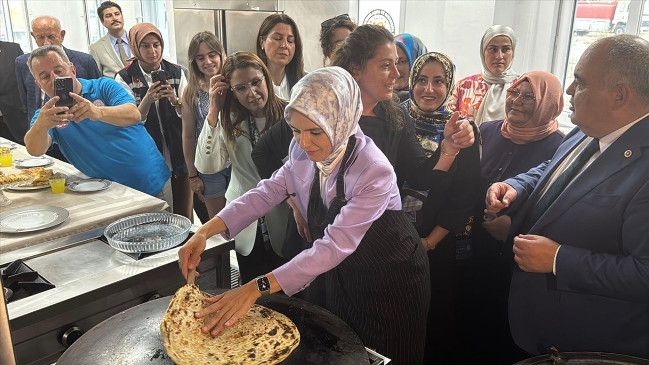 Bakan Göktaş Bartın'da: Şehit Aileleri ve Kadınlarla Buluştu