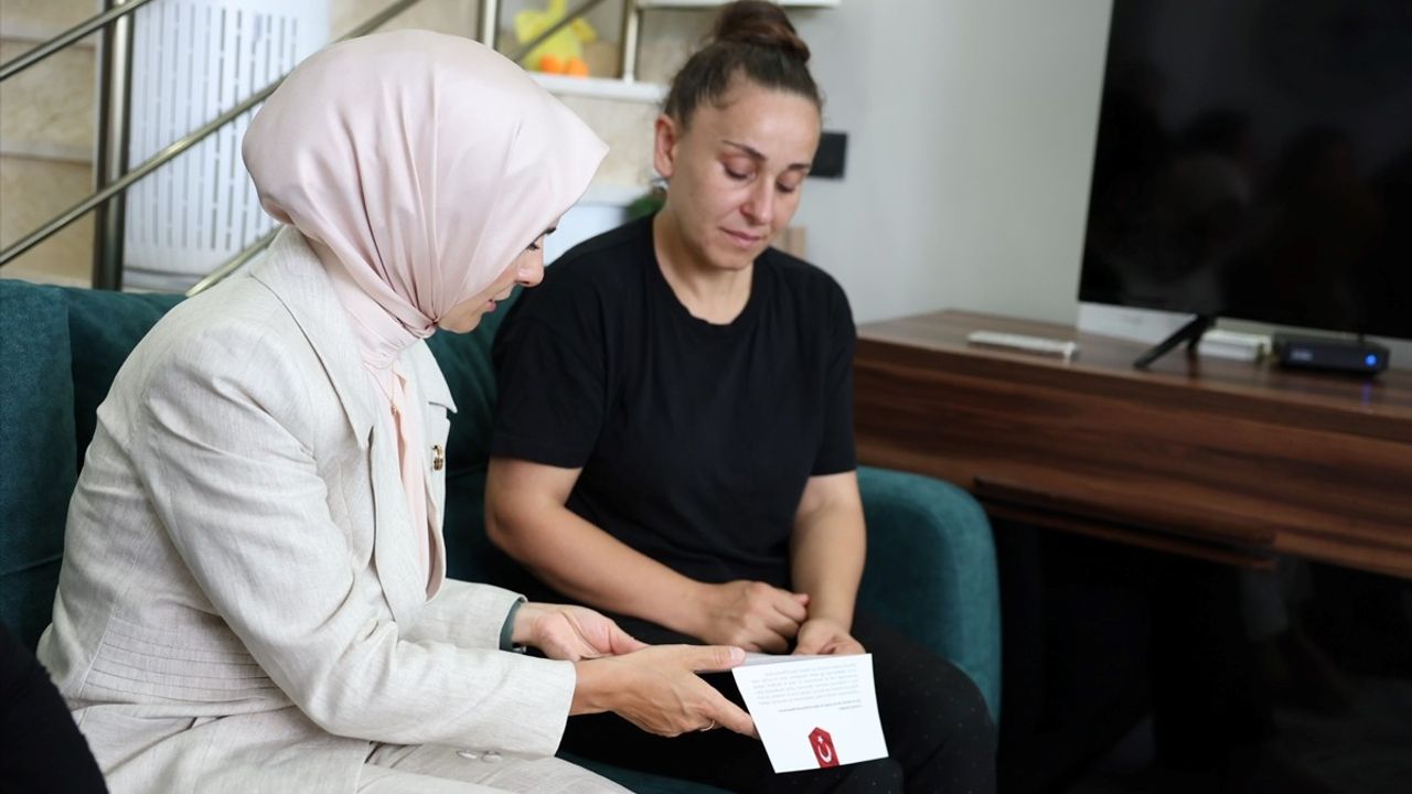 Bakan Göktaş'tan Şehit Ailesine 'Terörsüz Türkiye' Mektubu