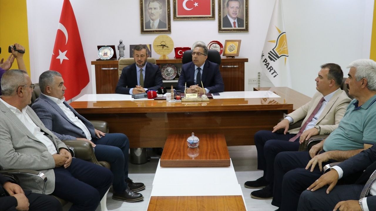 Bakan Yardımcısı Gümen Amasya'da: Orman Yangını Kontrol Altında, Şap Aşılaması Hızlandı