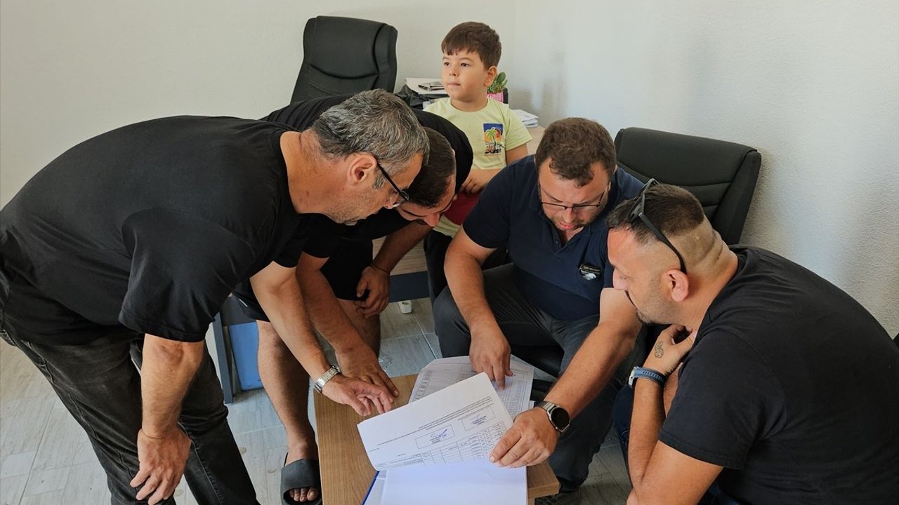 Balıkesir Sındırgı'da 6,1'lik Deprem: Hasar Tespitleri Tamamlandı