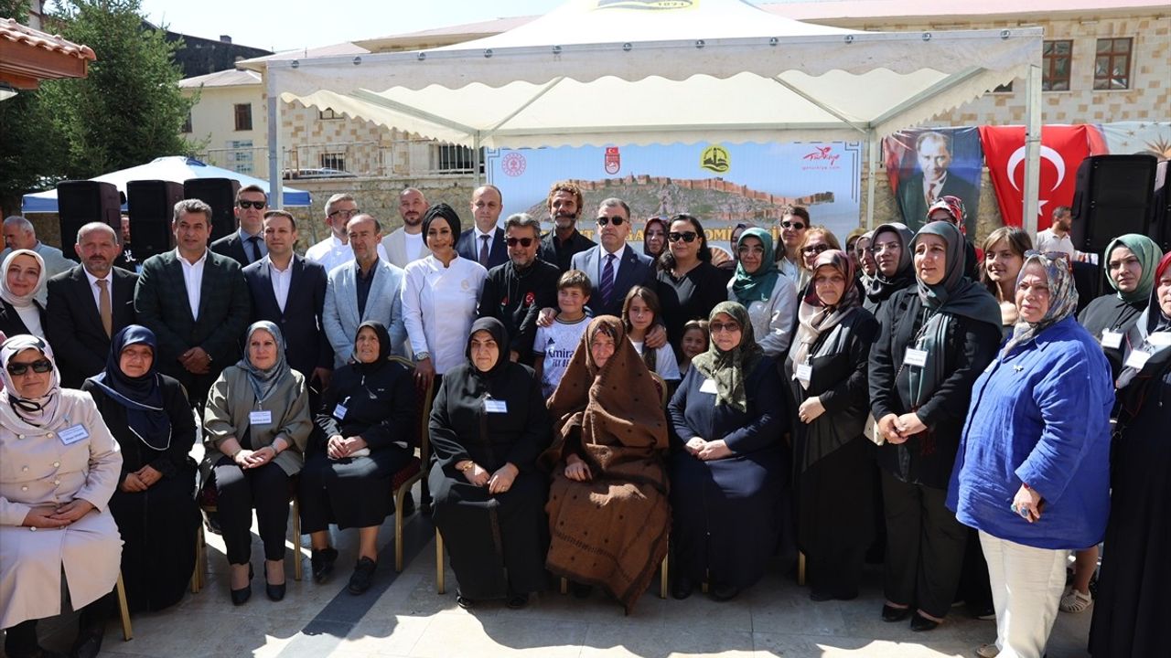 Bayburt'ta 1. Gastronomi Etkinliği: Yöresel Lezzetler Sahneye Çıktı