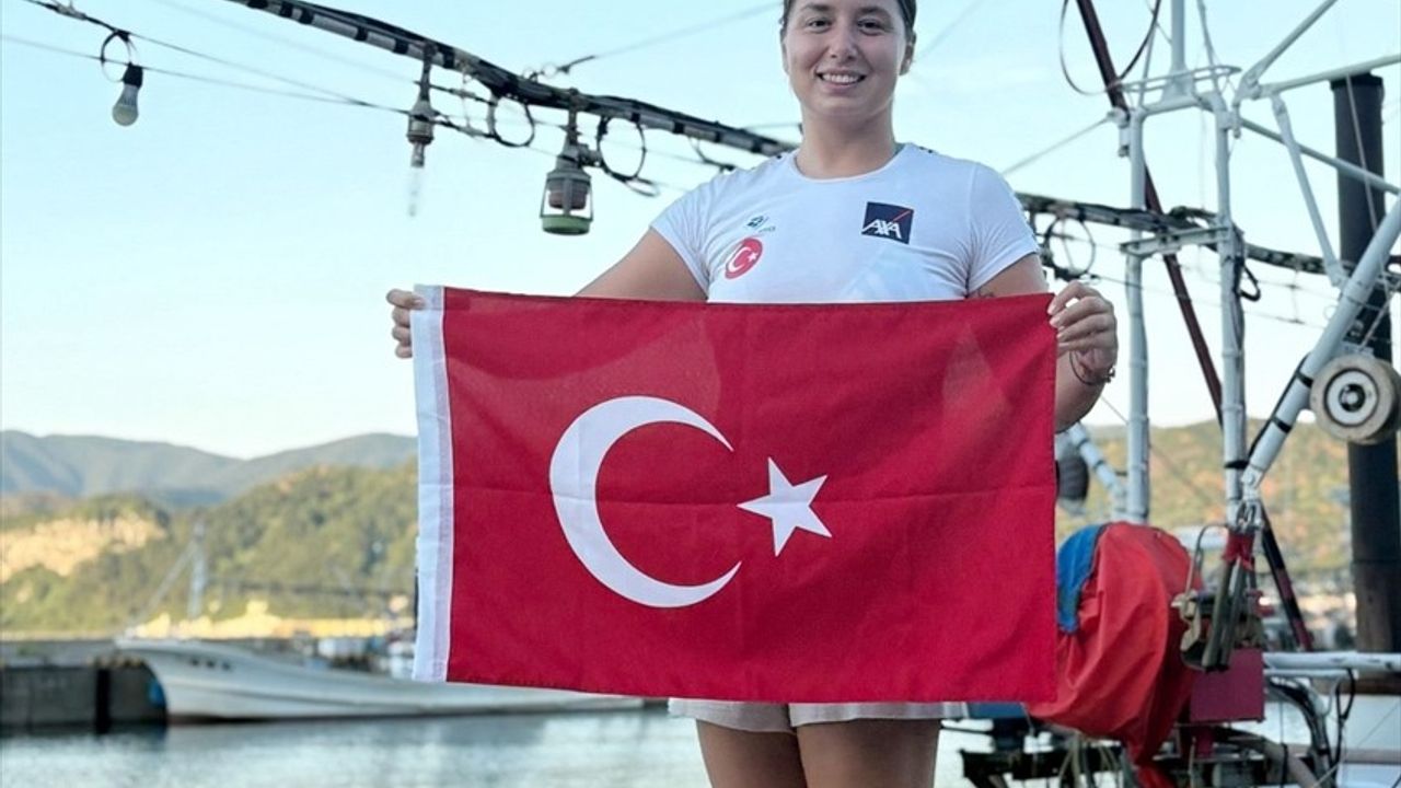 Bengisu Avcı, Okyanus Yedilisi'ni Tamamlamak İçin Japonya'da Kulaç Atıyor