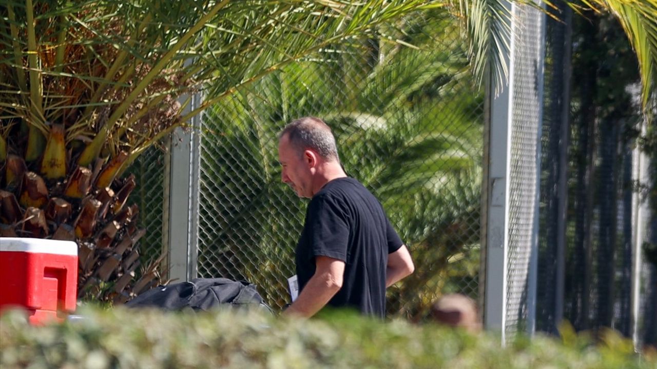 Beşiktaş Alanya'ya Gitti: Sakatlar Yok, El Bilal Toure ve Tiago Djalo Kadroda