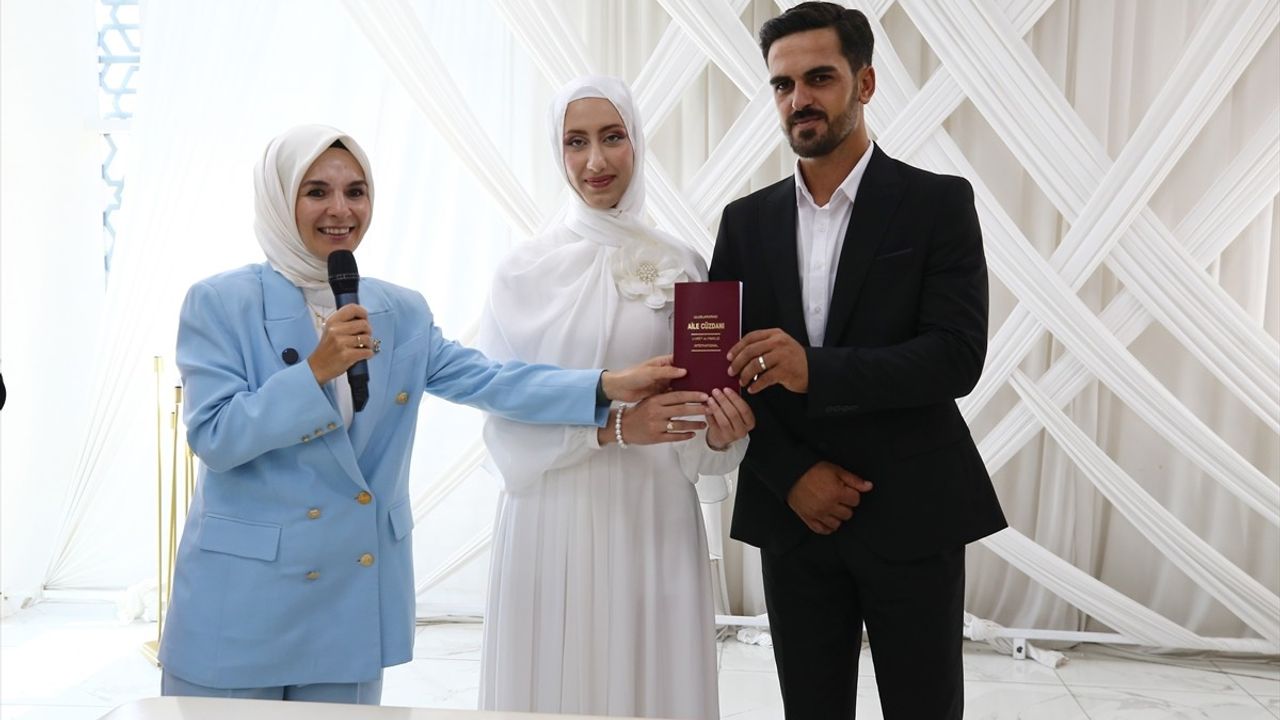 Bingöl'de Evlenecek Gençlerin Desteklenmesi Projesi Nikah Töreni