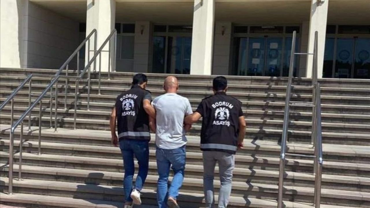 Bodrum'da 23 Suçtan 19 Yıl 5 Ay Hapis Cezasıyla Aranan Hükümlü Yakalandı