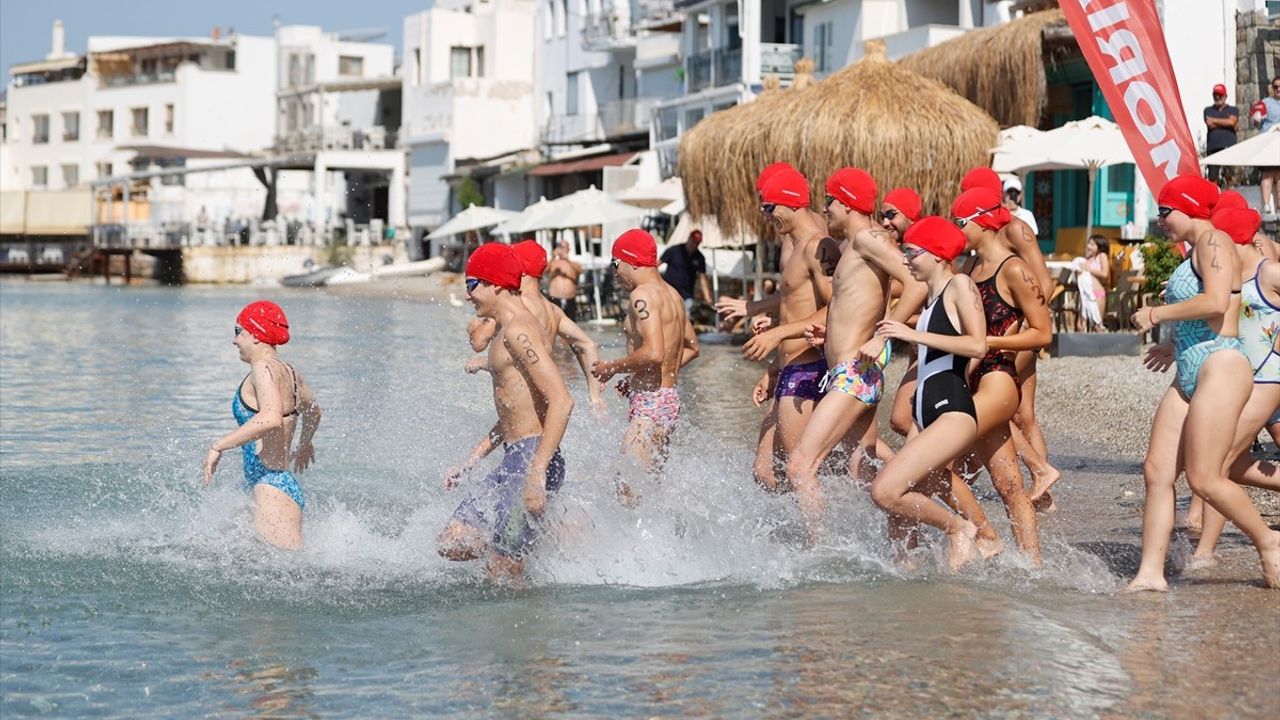 Bodrum'da Sağlığa Kulaç At Etkinliği Rüzgar Gibi Geçti
