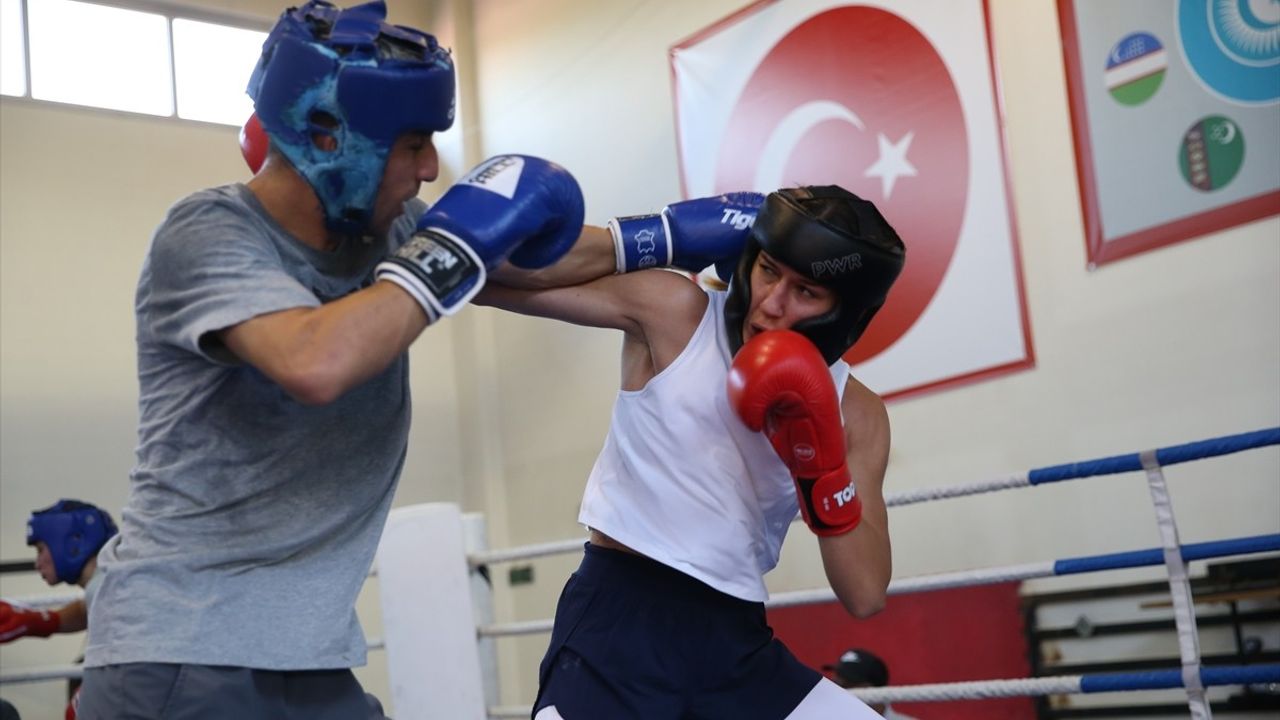 Boks Milli Takımları Kastamonu'da Ortak Kampa Girdi: Liverpool'a Hazırlık