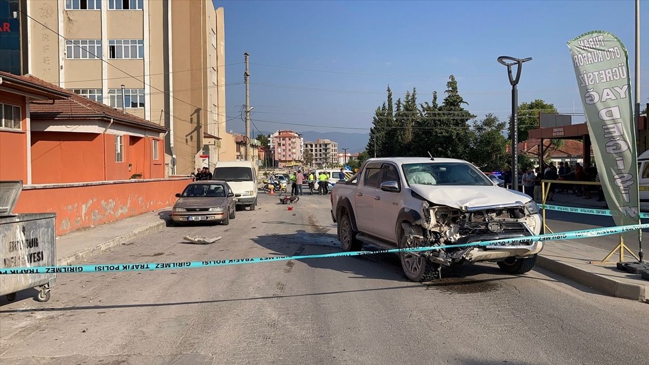 Burdur'da Trafik Kazası: 1 Ölü, 1 Yaralı
