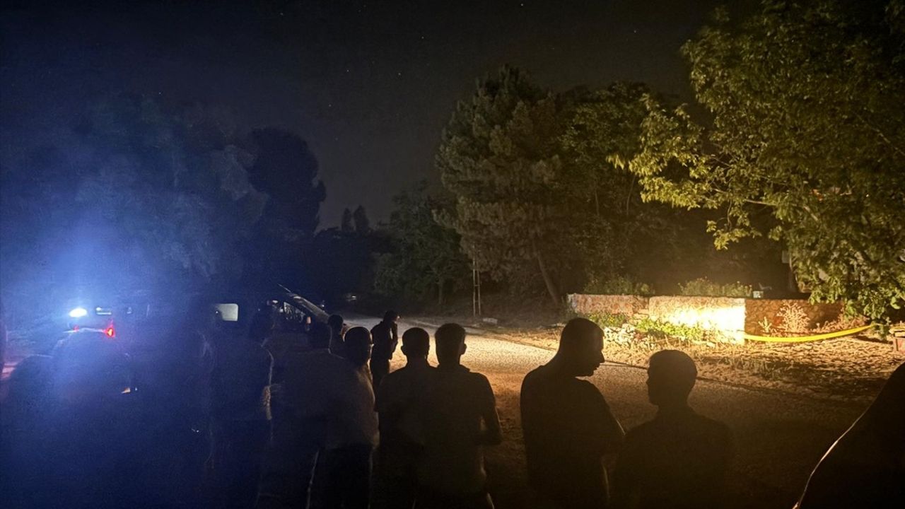 Bursa Orhangazi'de Silahlı Kavga: Amcasının Oğlu Tüfekle Vurdu, 1 Ölü