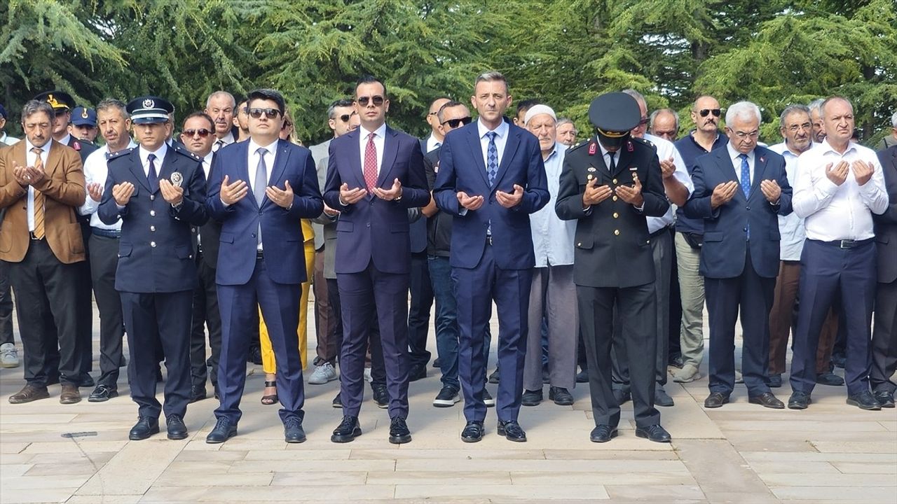 Büyük Taarruz'un 103. Yıl Dönümü: Albay Reşat Çiğiltepe Şehitliği'nde Tören