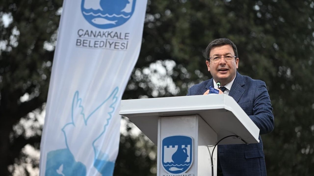 Çanakkale'de 62. Uluslararası Troia Festivali Başladı