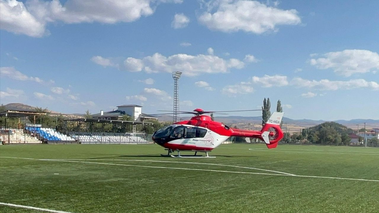 Çankırı'da Ambulans Helikopter Acil Yardım İçin Havalandı